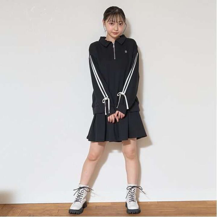 Half-Zip Pleated Set,Top gray, medium image number 17