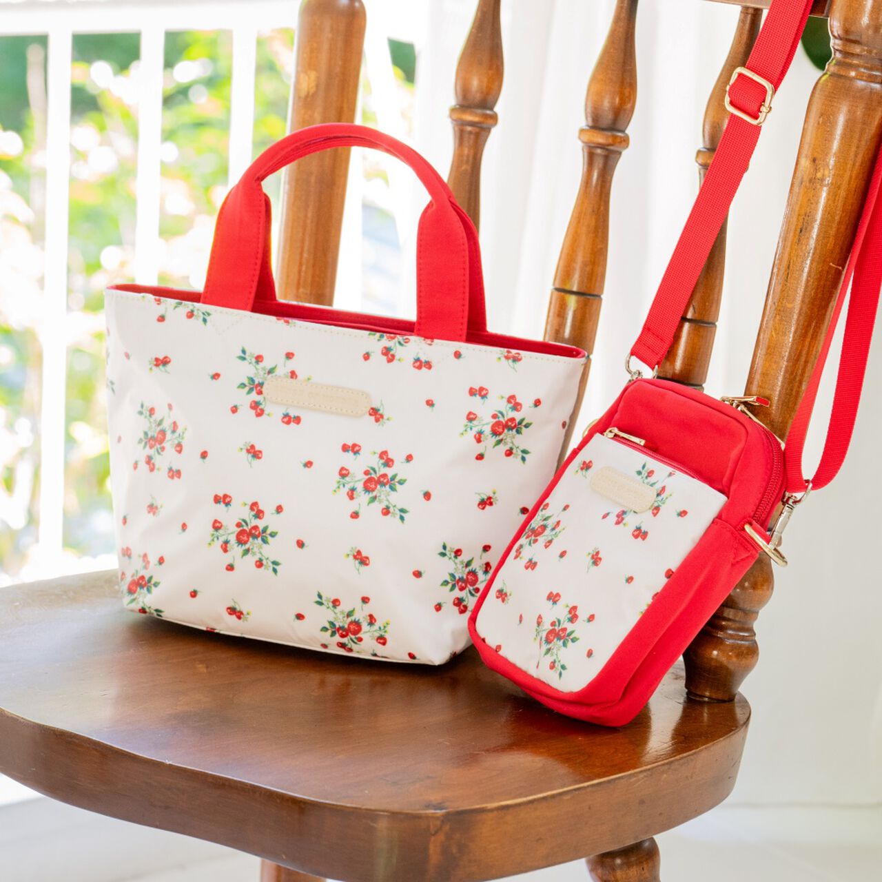 Wild Strawberry Shoulder Bag,Red, large image number 10