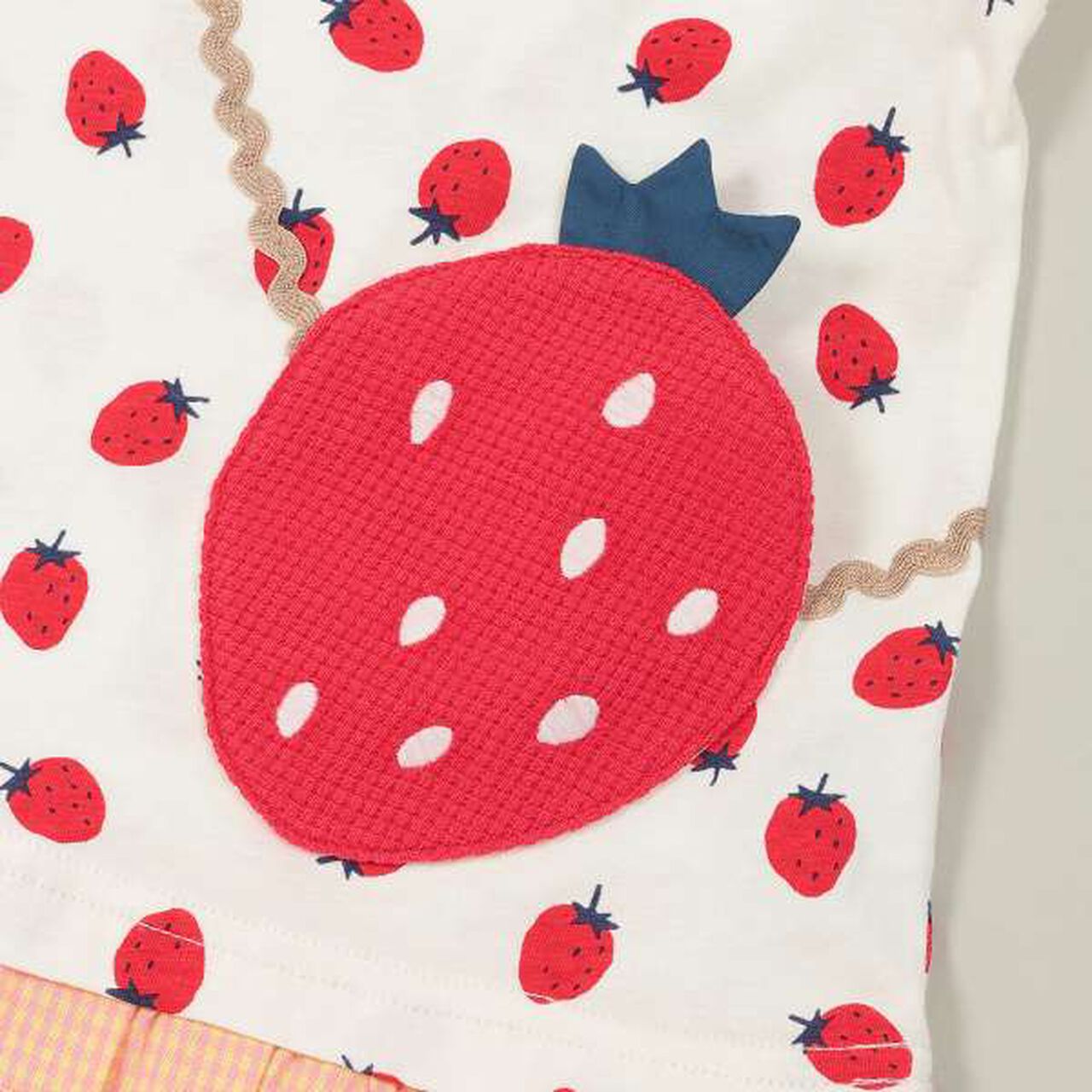 All-Over Pattern Strawberry Pouch T-Shirt,Pink, large image number 8