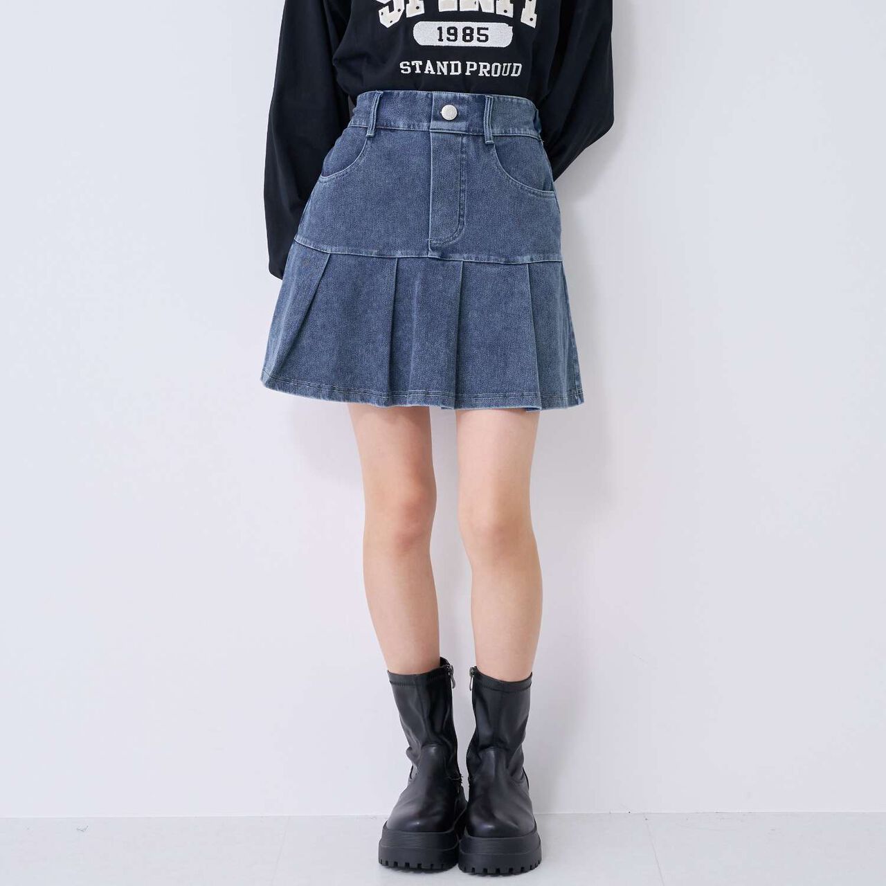 [Stretch] Denim-Look Cut Pleated Skirt,Blue, large image number 0