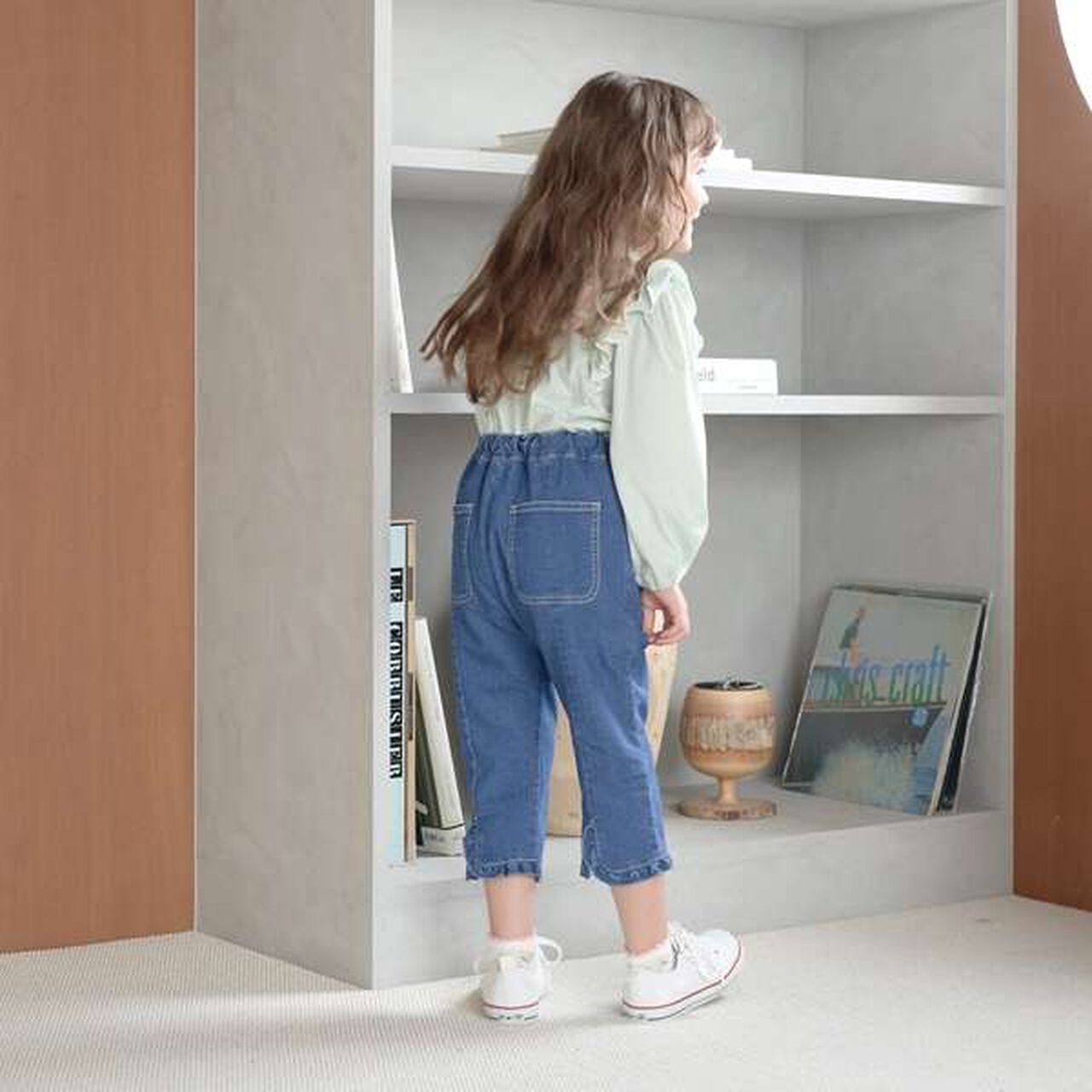 Chibi Frill Stretch Capri Pants,Ivory, large image number 7