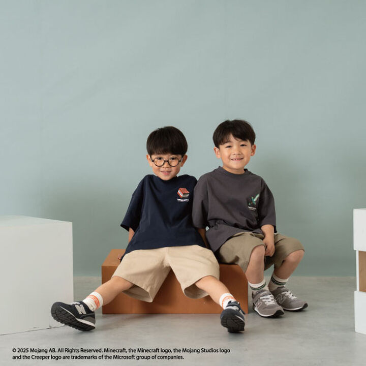 [Minecraft] Kids Weapon Tee,Charcoal gray, medium image number 4