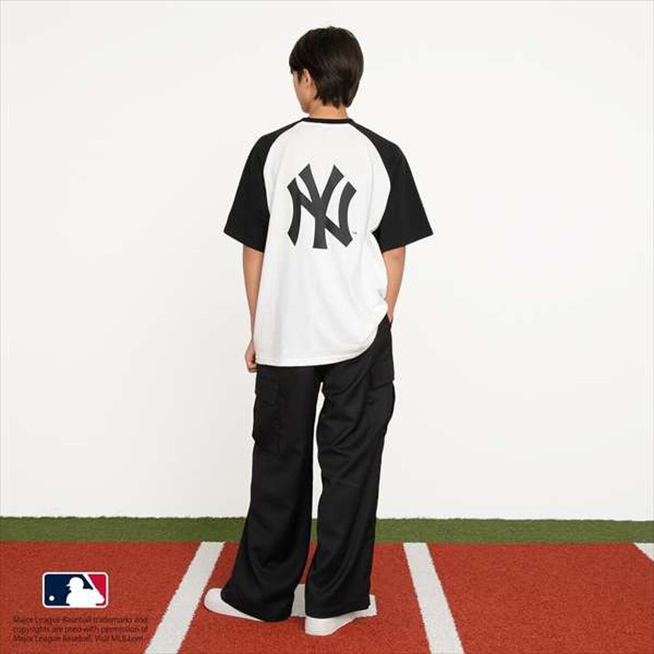 [MLB] Team Logo Print Raglan Short Sleeve T-Shirt,White, large image number 12