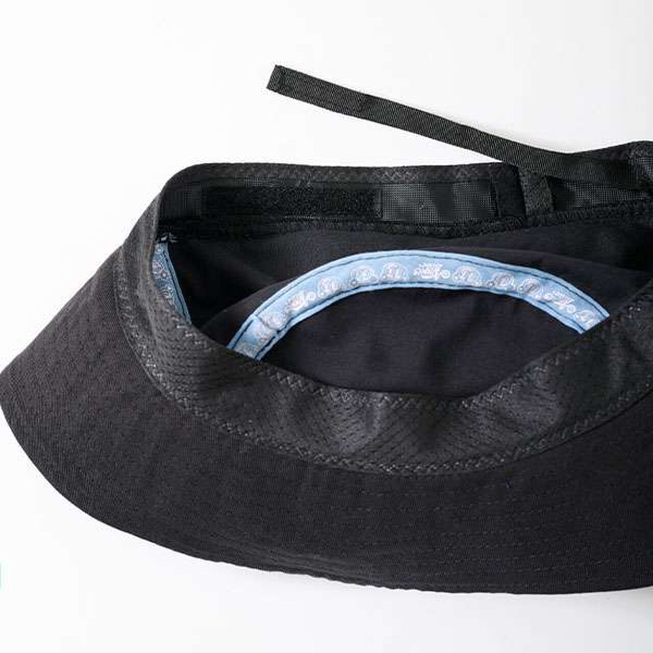 Mr. Nakamura Bucket Hat (with Pin Badge),Black, large image number 3