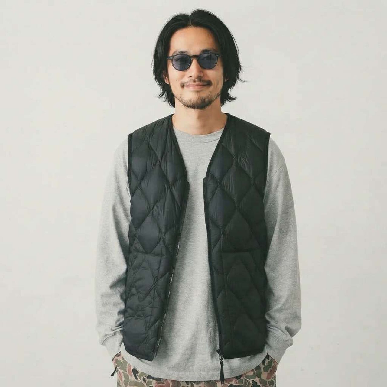 [Parent-Child Matching] [DAD] [TAION] Military V-Neck Down Vest,Black, large image number 0