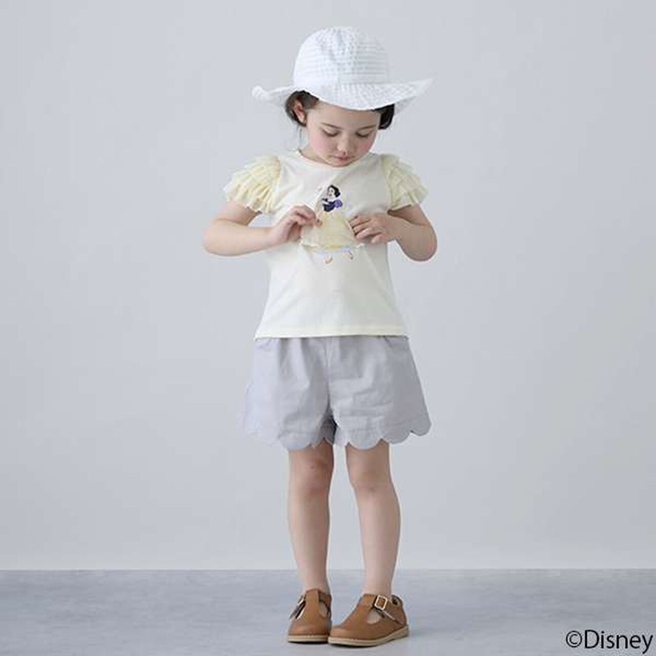 [Link] Scallop Trim Shorts (Kids Size),Light khaki, large image number 0