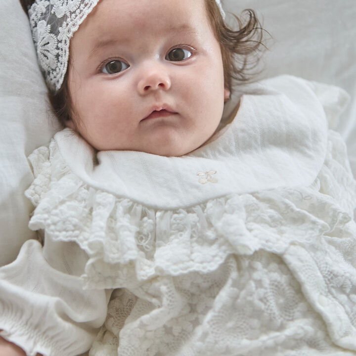 [Waterproof] Lace Frill Bib,, medium