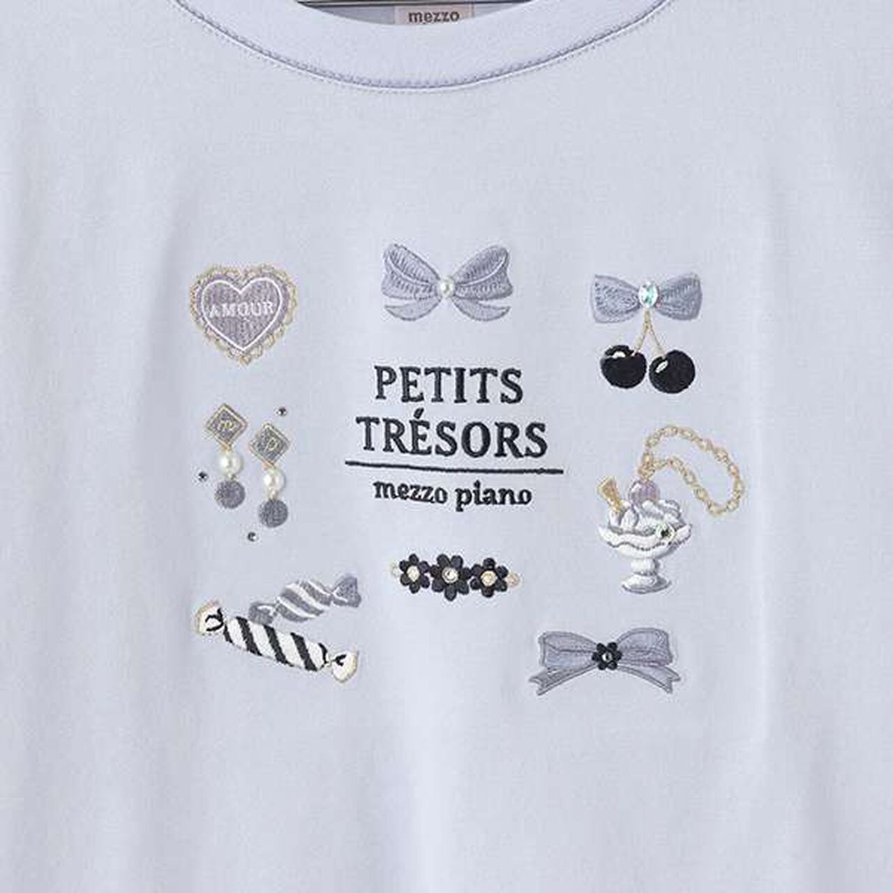 Antibacterial Deodorant Accessory Motif Long-Sleeve T-Shirt,Off white, large image number 3