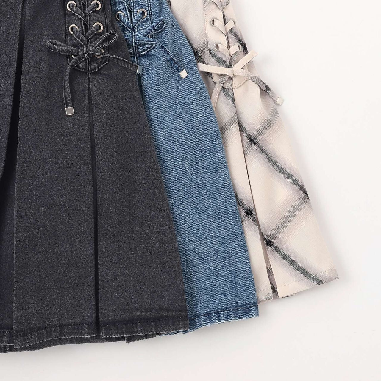 Lace-Up Box Pleated Skirt-Pants,Ivory, large image number 6