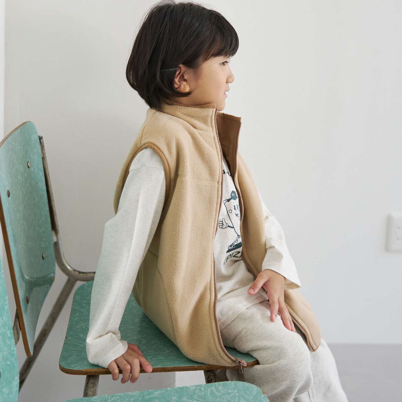 Reversible Vest,Camel, large image number 1