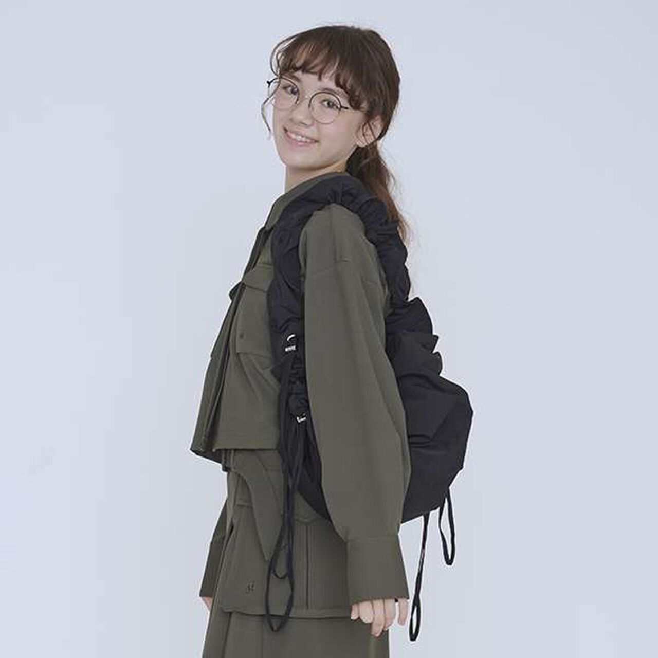 [AMI] 短版口袋襯衫,黑色, large image number 4