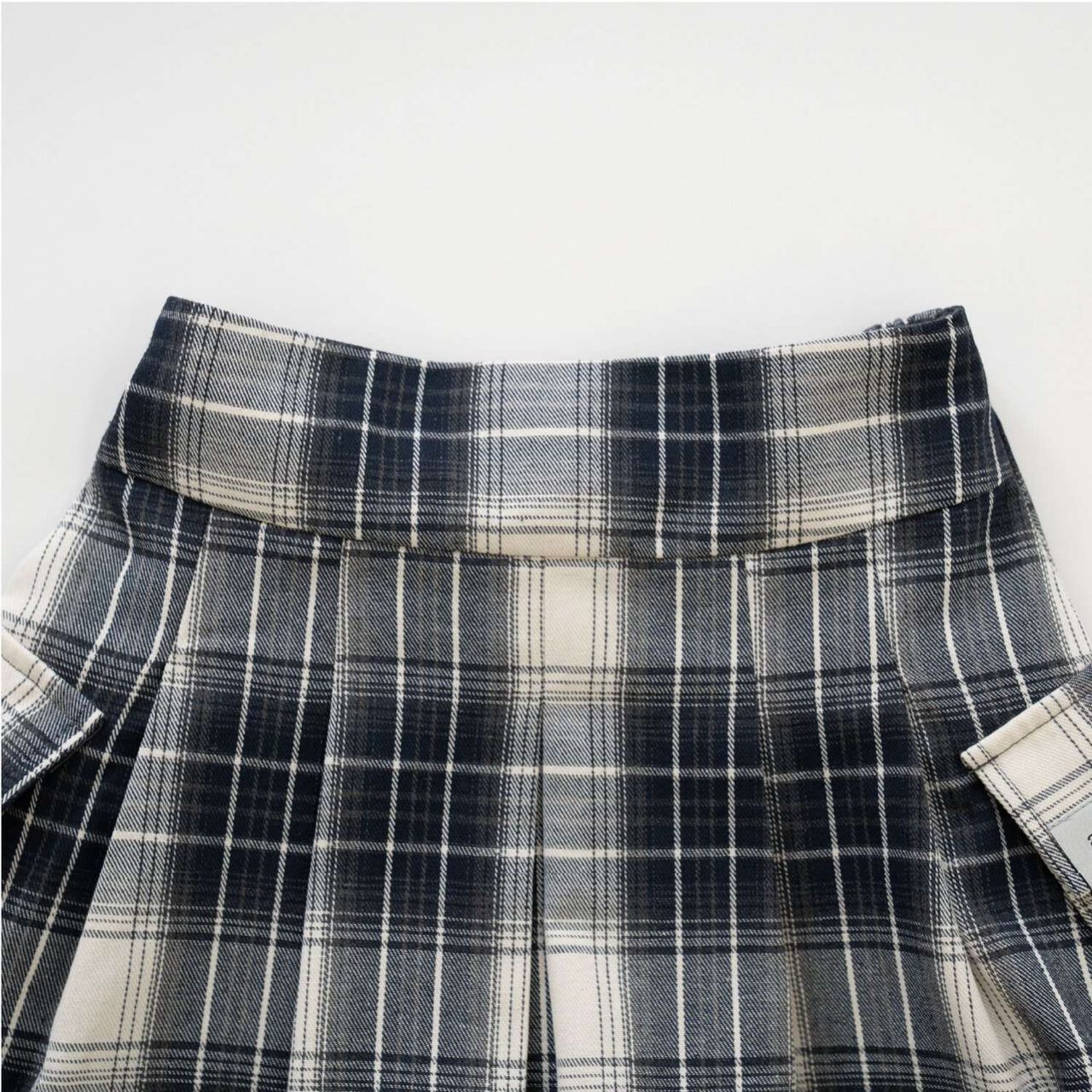 Pleated Cargo Culottes,Light khaki, large image number 9