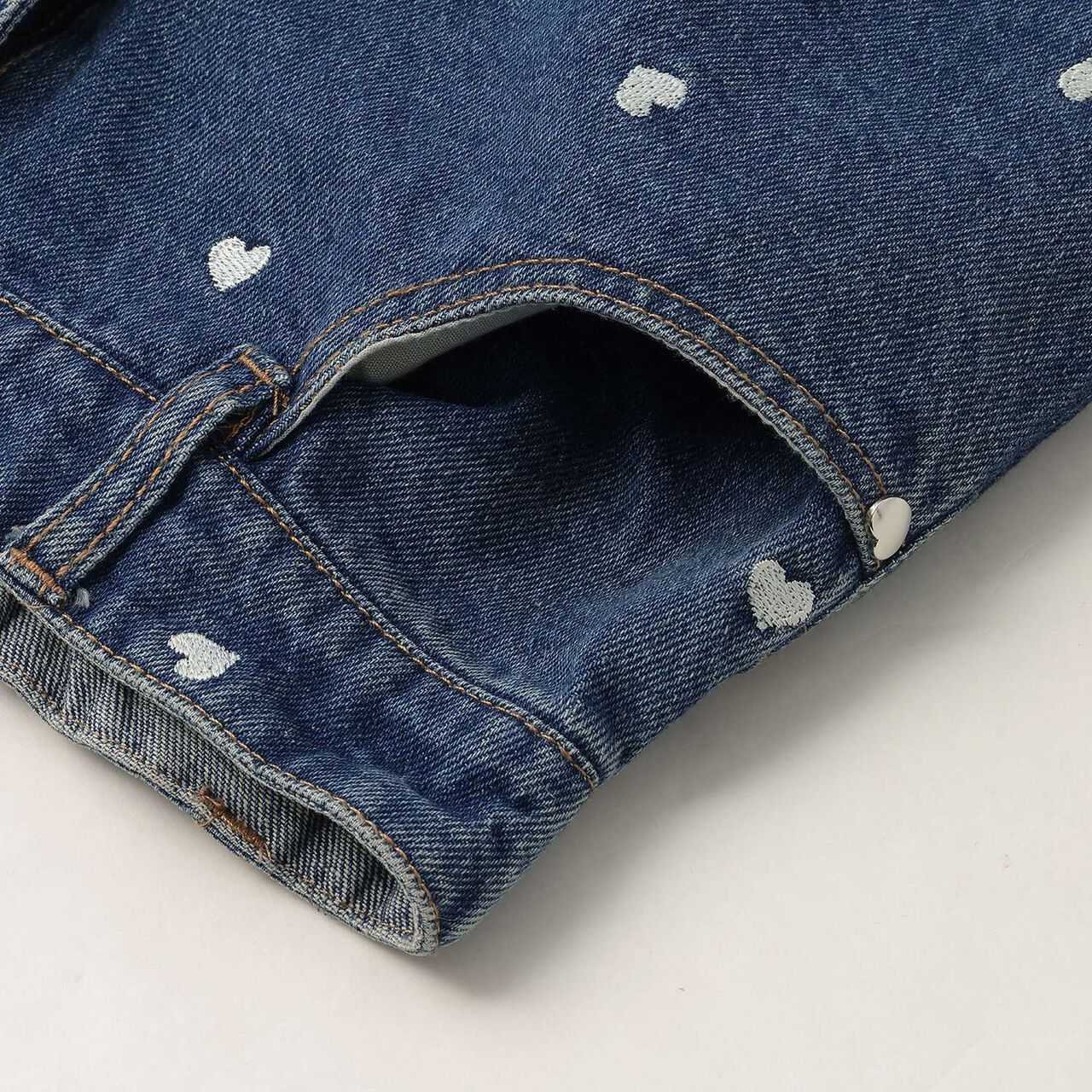 [Soft Denim] Heart Embroidered All-Over Pattern Barrel-Leg Pants for Girls [Kids],Blue, large image number 15