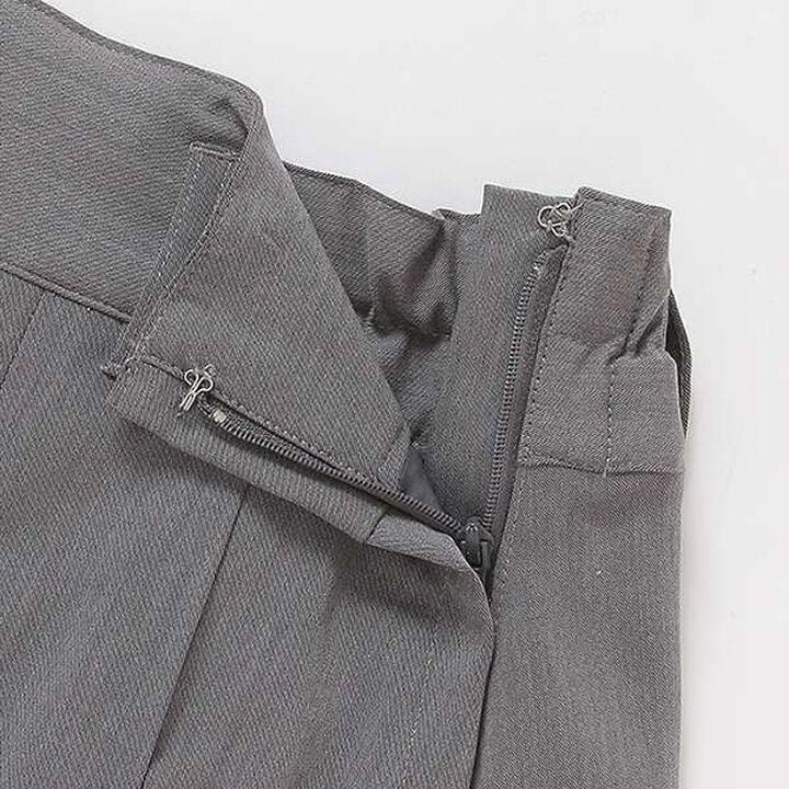 Pleated Skirt with Heart Buckle Belt (with Spats),Beige, medium image number 19