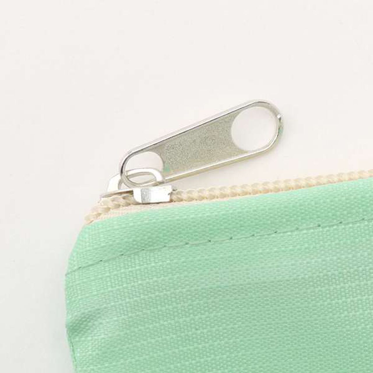 [Web Exclusive] Travel Pouch Set 6P,Ivory, large image number 13