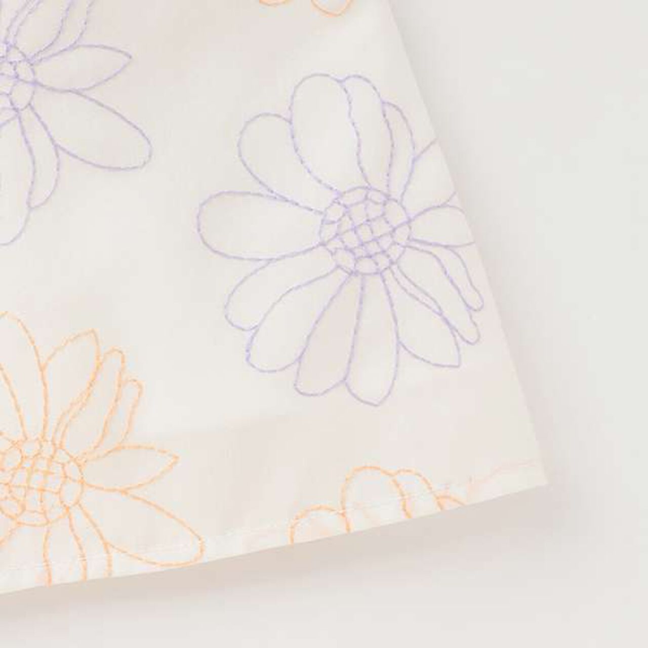 [Link] Flower Embroidery Docking T-Shirt,Black, large image number 4