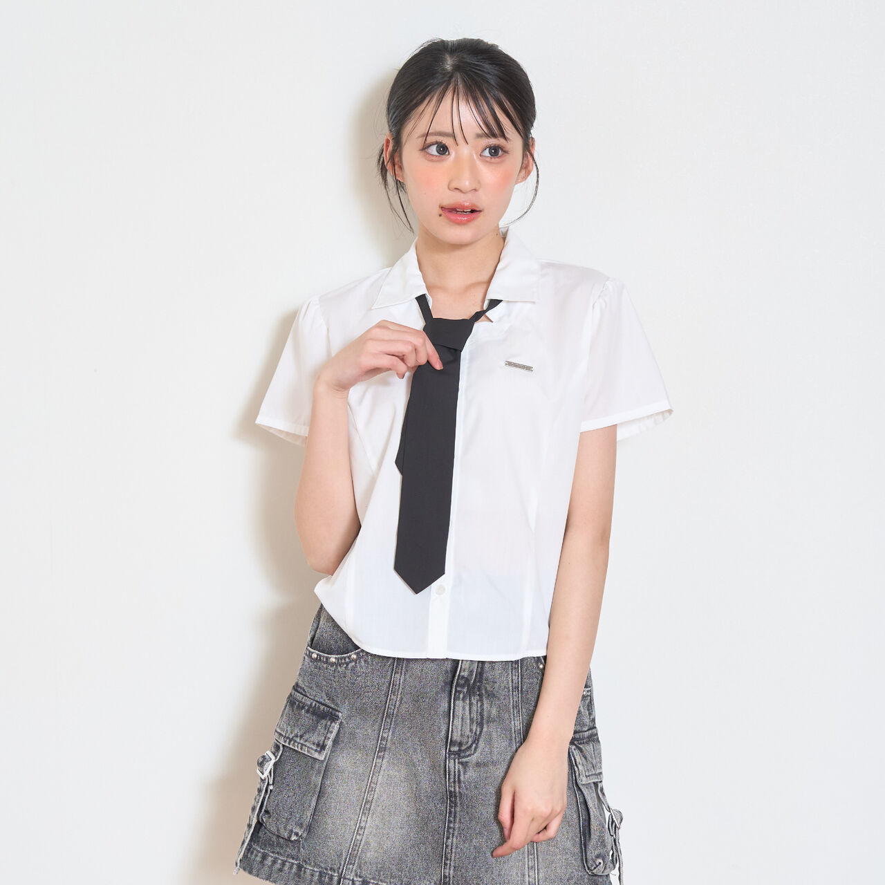 [LTXC] Stylish Short-Sleeve Shirt with Trendy Tie,Off white, large image number 7