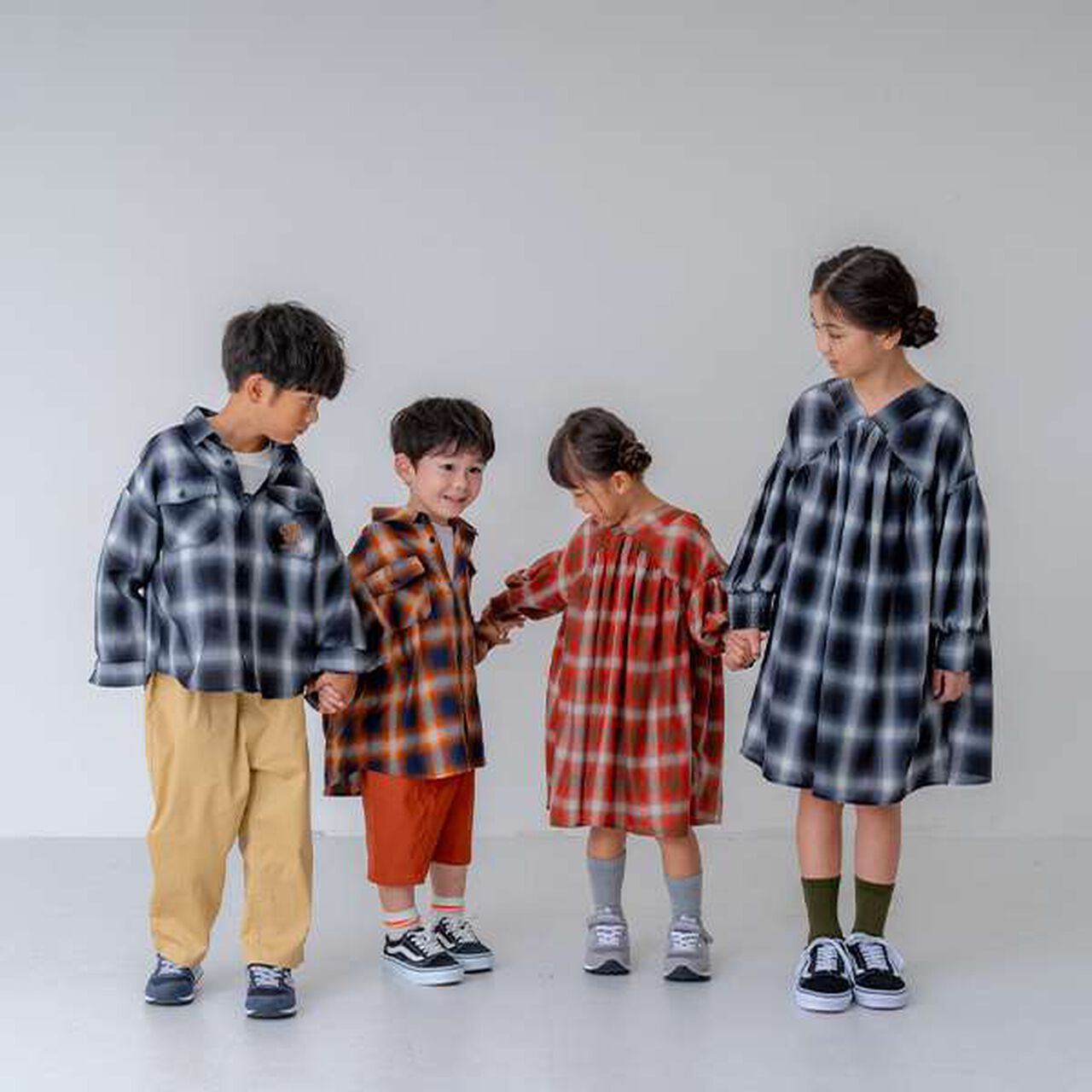 [Link] Ombre Check Volume Mini Dress,Black, large image number 17