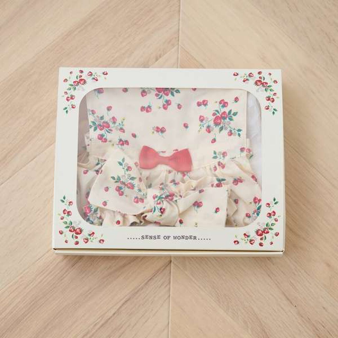 Wild Strawberry Apron Gift Set [with Box],Pearl white, large image number 10