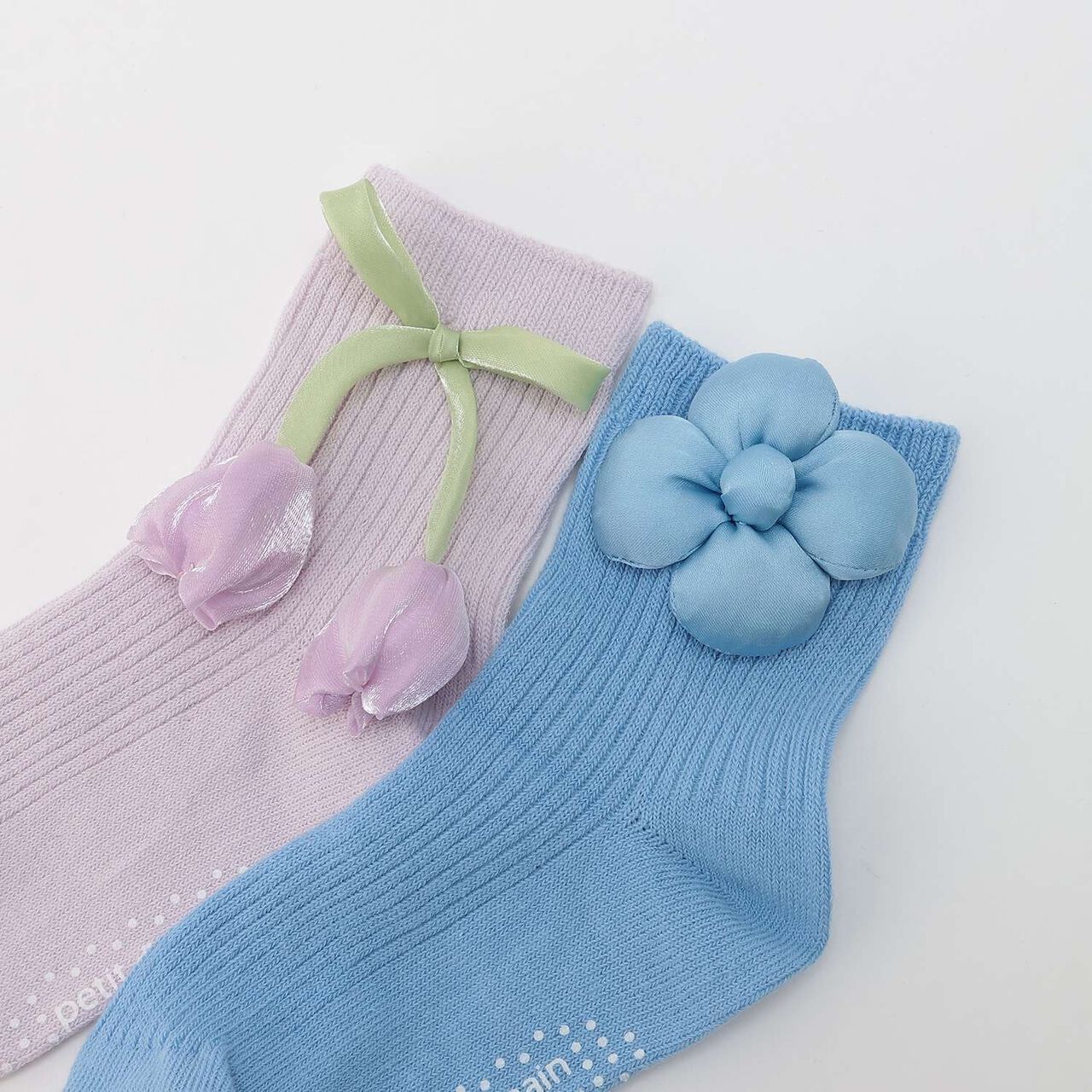 Flower Motif Crew Socks,Lavender, large image number 1