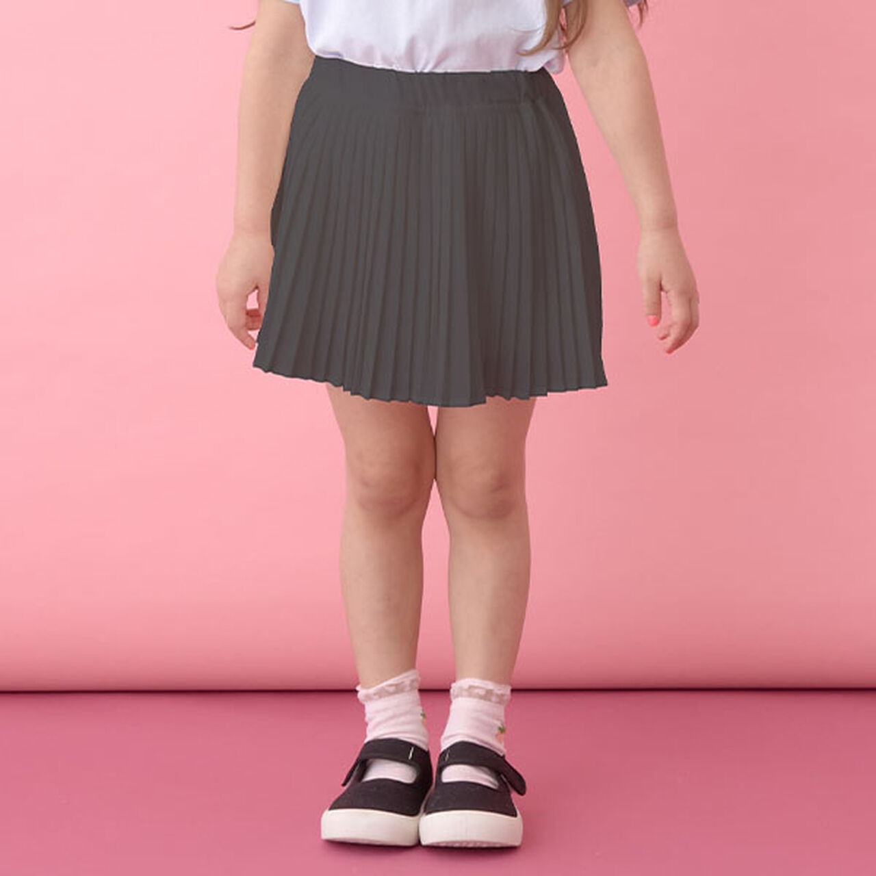 Pleated Skirt (Inner Pants Included),Off white, large image number 24