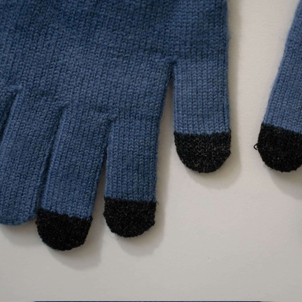 Knitwear Goods Set / Neck Warmer / Gloves / Beanie,Black, large image number 14