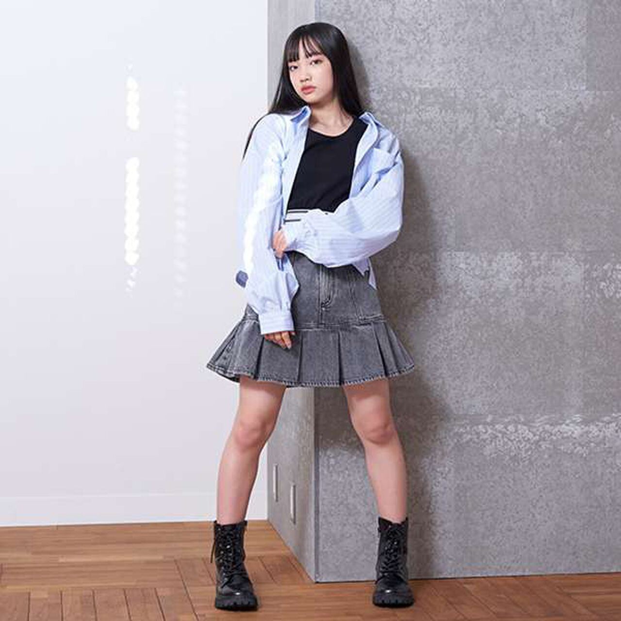 LTXC - Denim Box Pleat Skirt with Inner Shorts,Blue, large image number 4