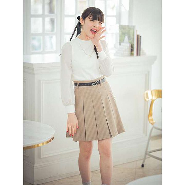 Pleated Skirt with Heart Buckle Belt (with Spats),Beige, medium image number 8