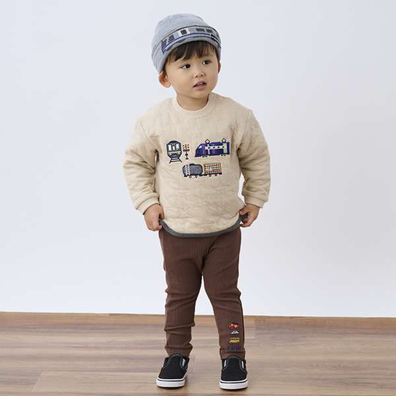 Train Appliqu&eacute; Star Quilted Sweatshirt,Light beige, large image number 5