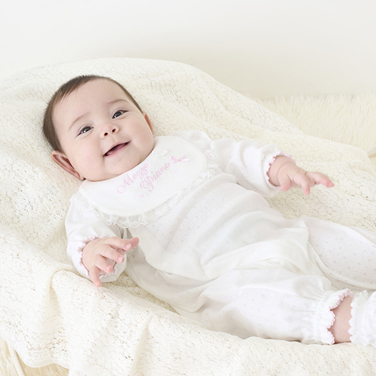 Logo Lace Bib,Light pink, large image number 1