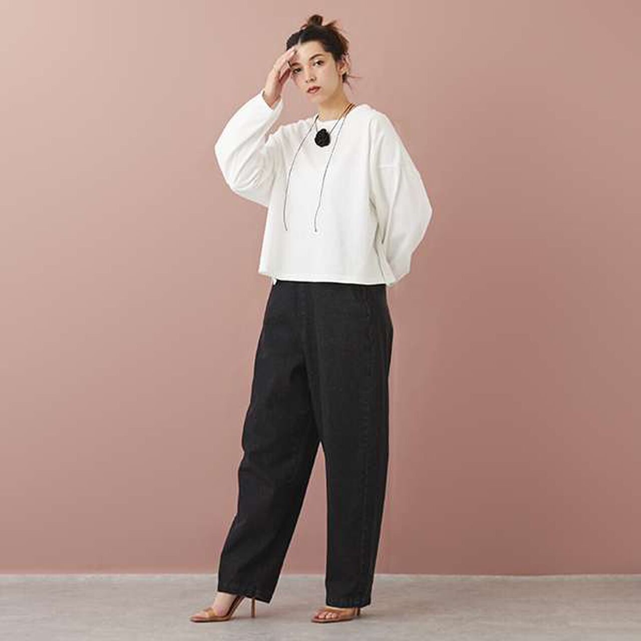 [LADIES] Choker Crop Top in Black,Charcoal gray, large image number 6