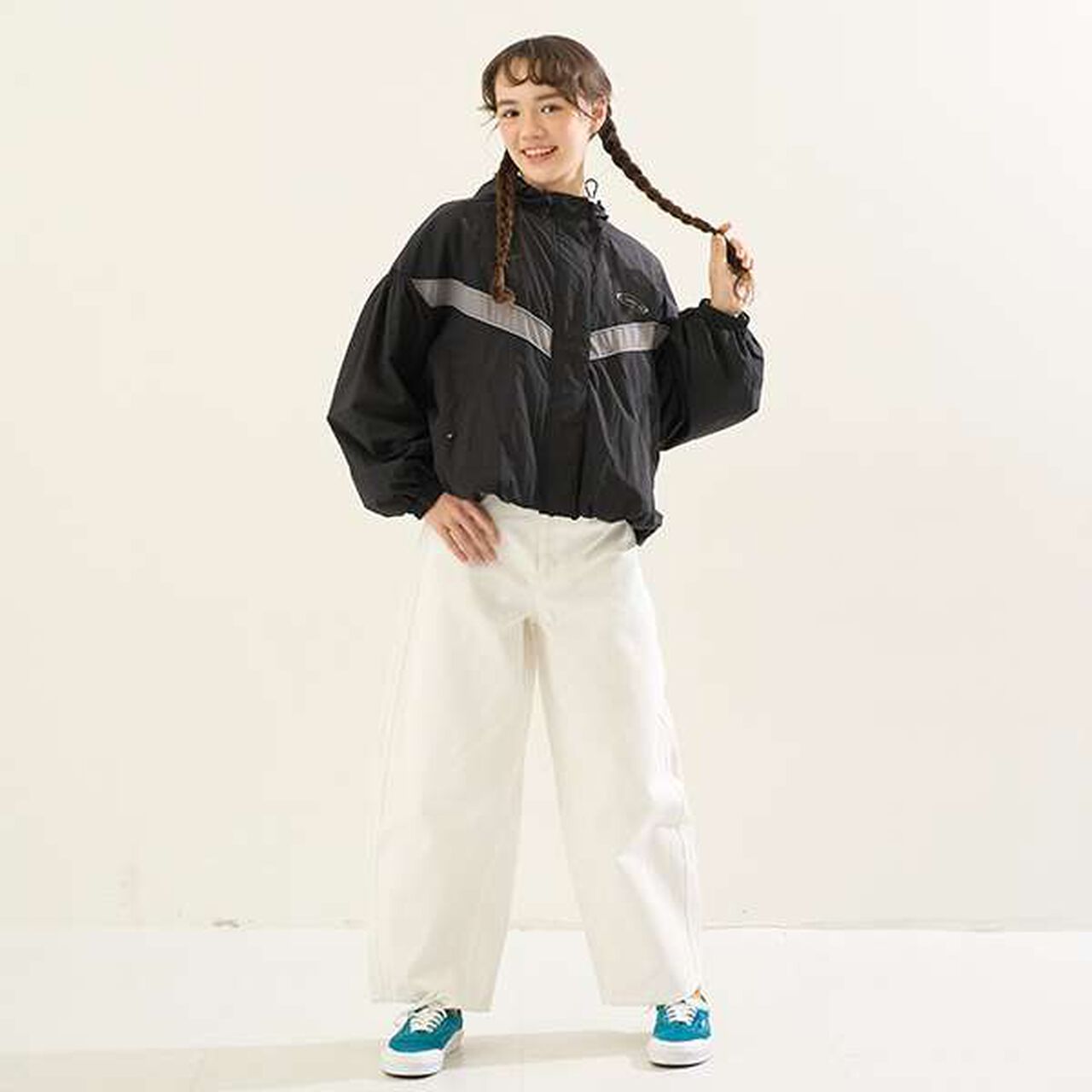 [AMI] Water-Repellent Hooded Balloon Light Bomber Jacket,Ivory, large image number 11