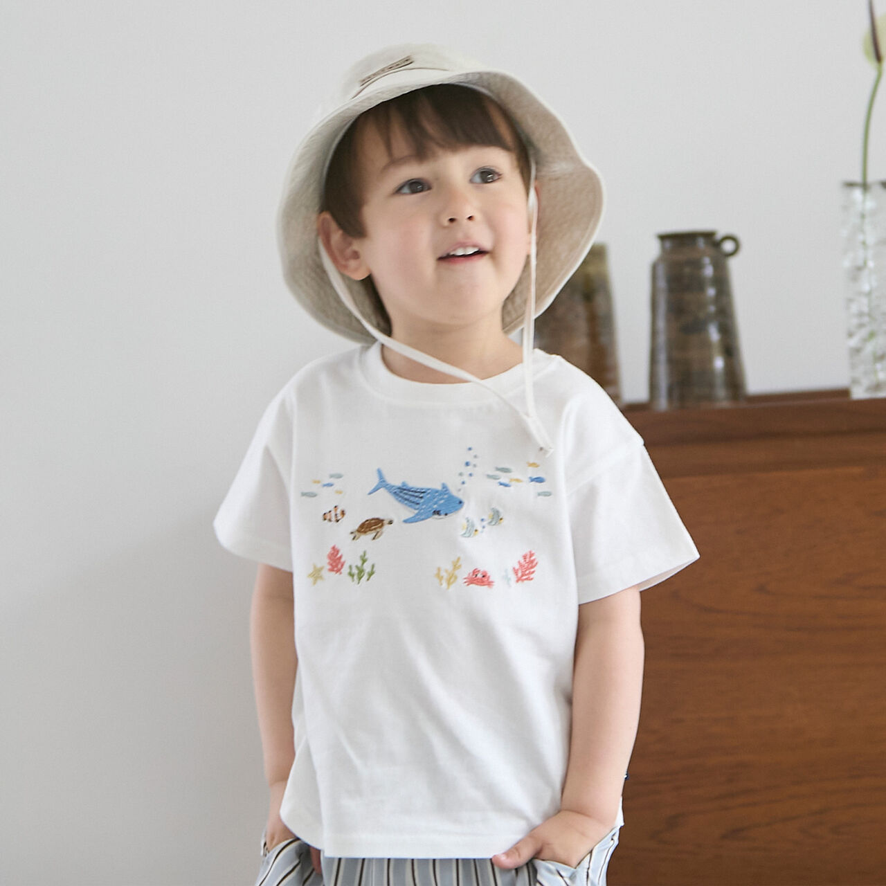 [Cool Touch] Marine Life Embroidered T-Shirt,Pearl white, large image number 0