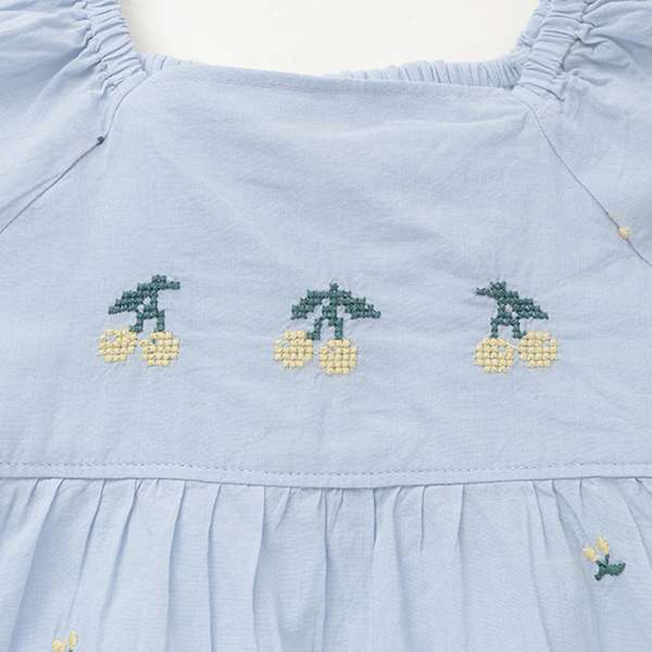 Cherry Embroidery Puff Blouse,Ivory, large image number 7