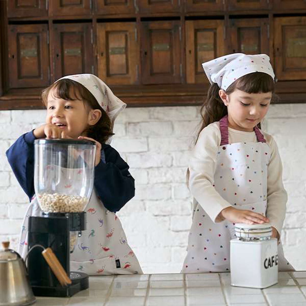 Water-Resistant Apron Set,Off white, large image number 1