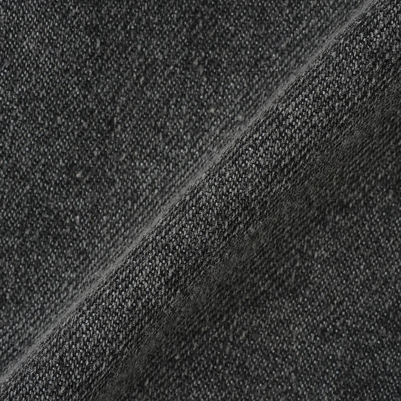 附鍊條腰帶丹寧短褲,黑色, large image number 16