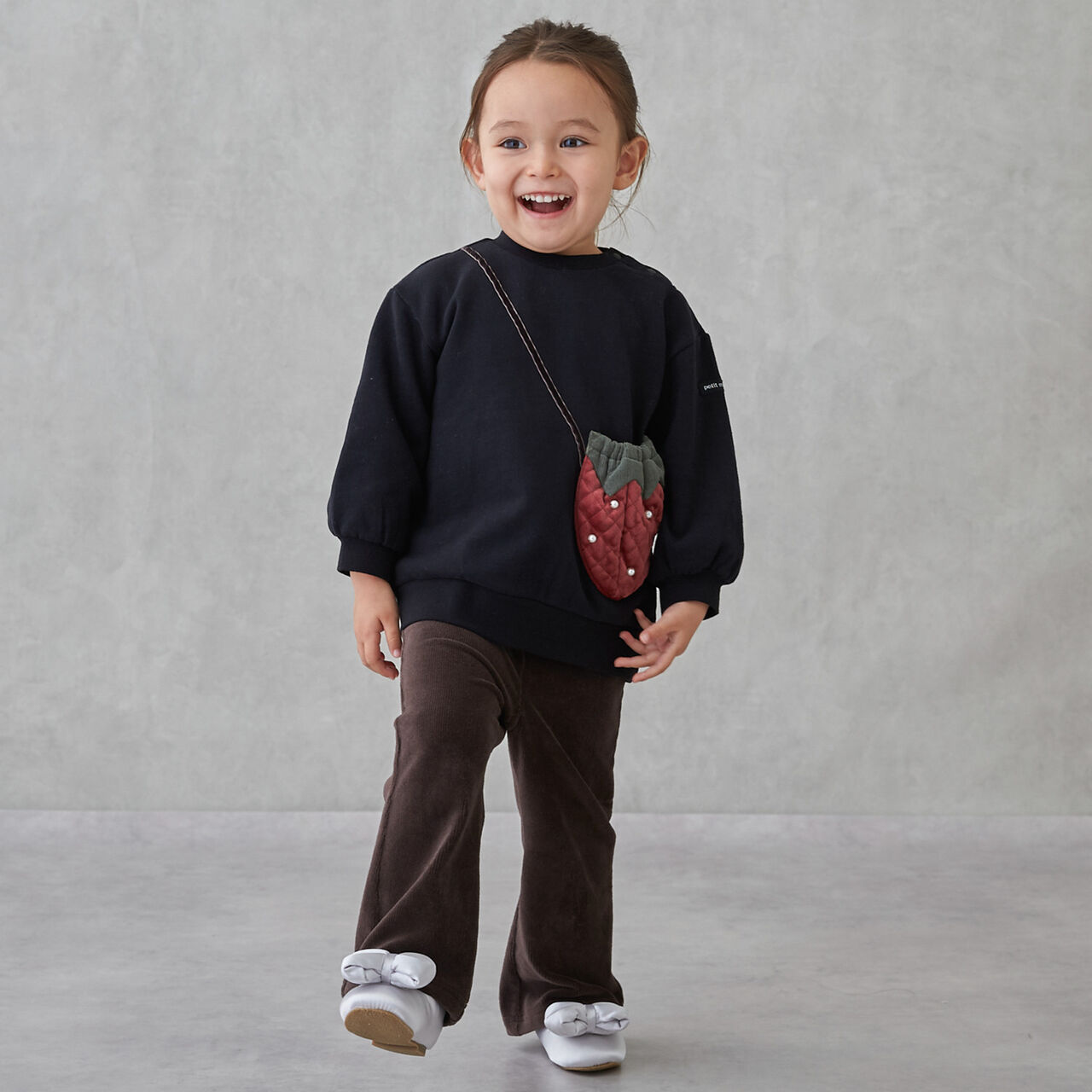 Wool Lined Strawberry Small Shoulder Bag Sweatshirt,Ivory, large image number 3