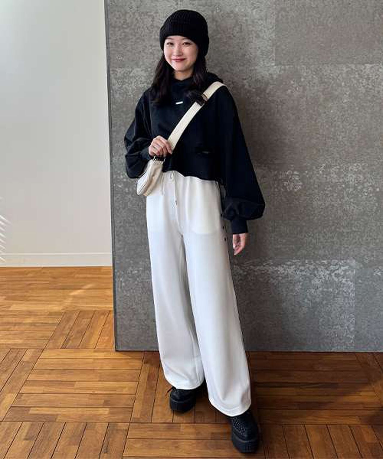 Track Pants,Off white, large image number 9