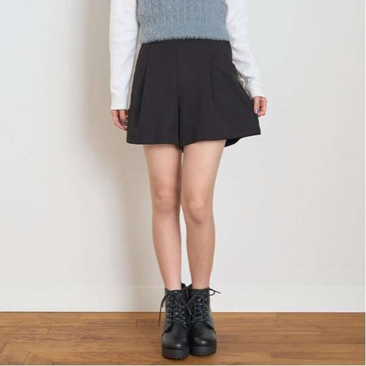 Back Lace-Up Shorts,Gray, large image number 7