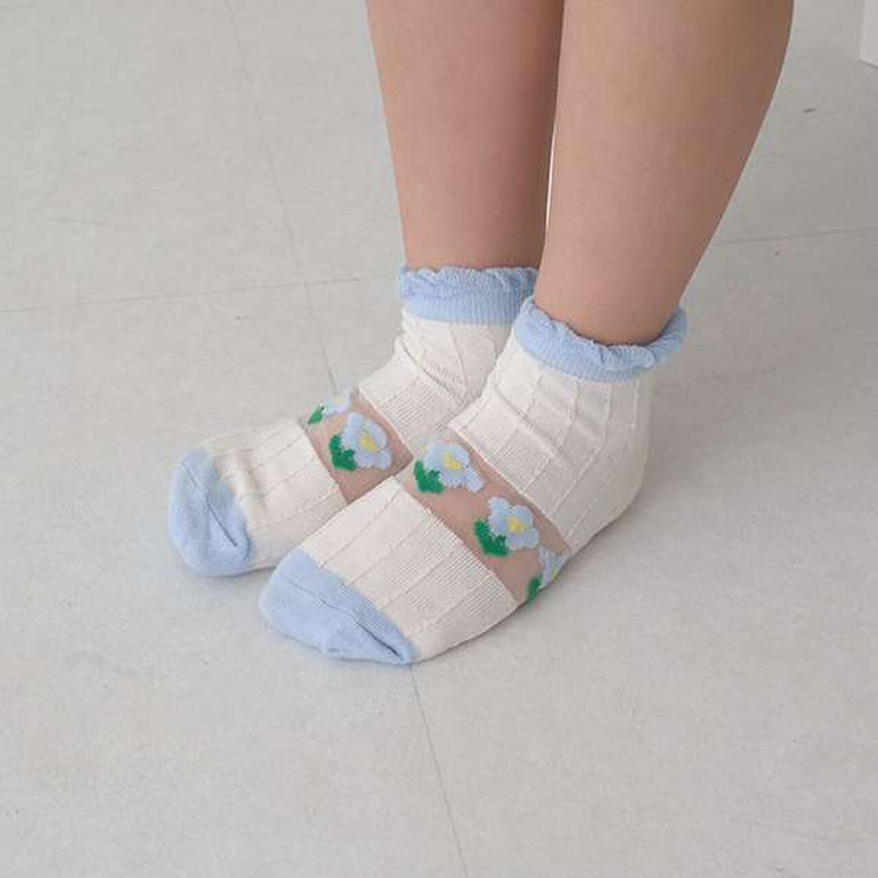 Sheer Flower Assortment Socks,Lemon yellow, large image number 3