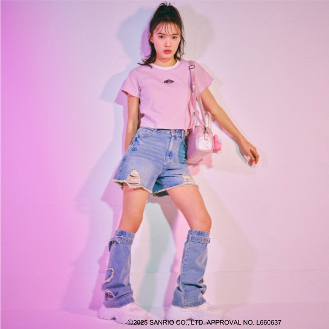 [My Melody & Kuromi] Distressed Shorts,Gray, large image number 2