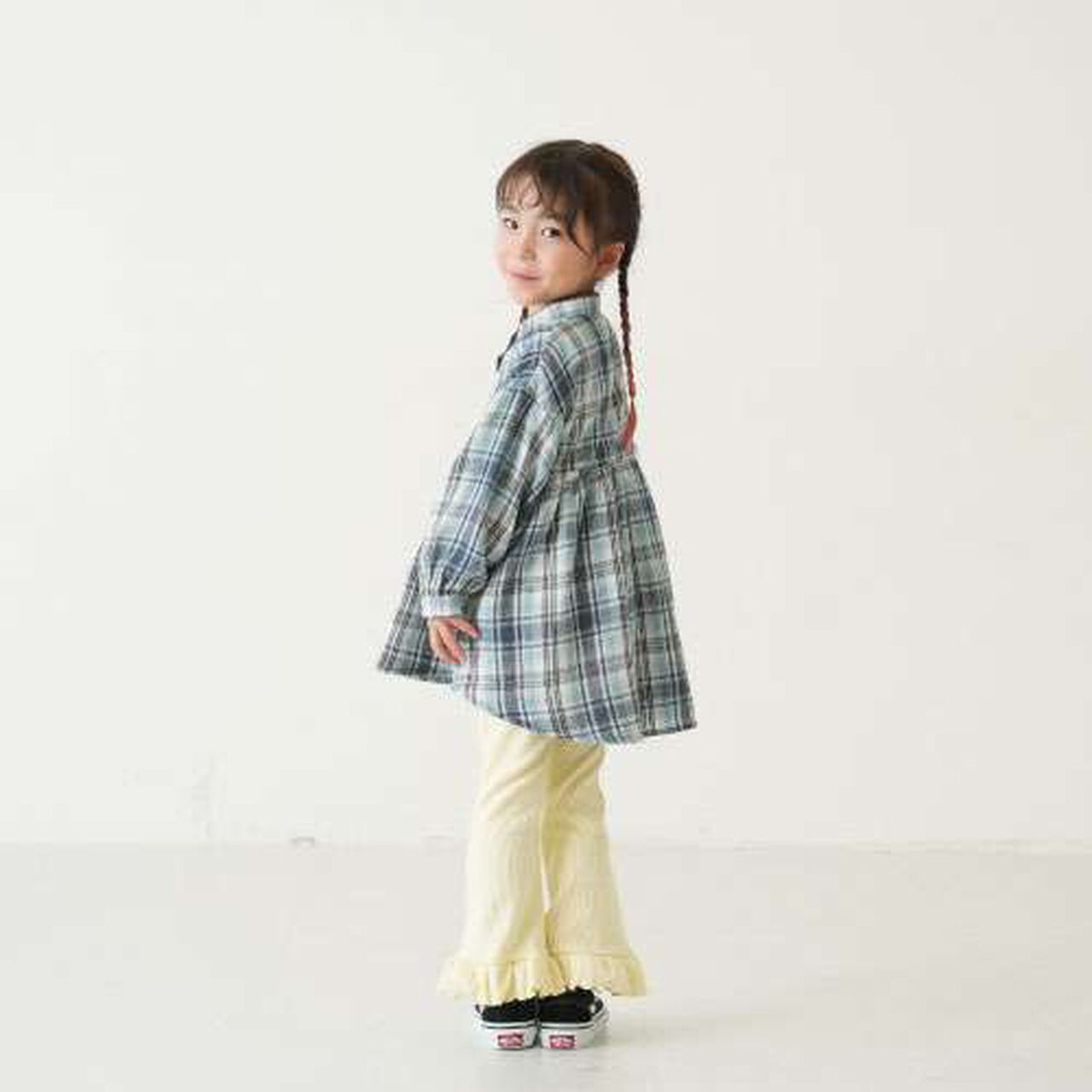 Anti-Stain Hem Frill Ribbed Pants,Charcoal gray, large image number 15