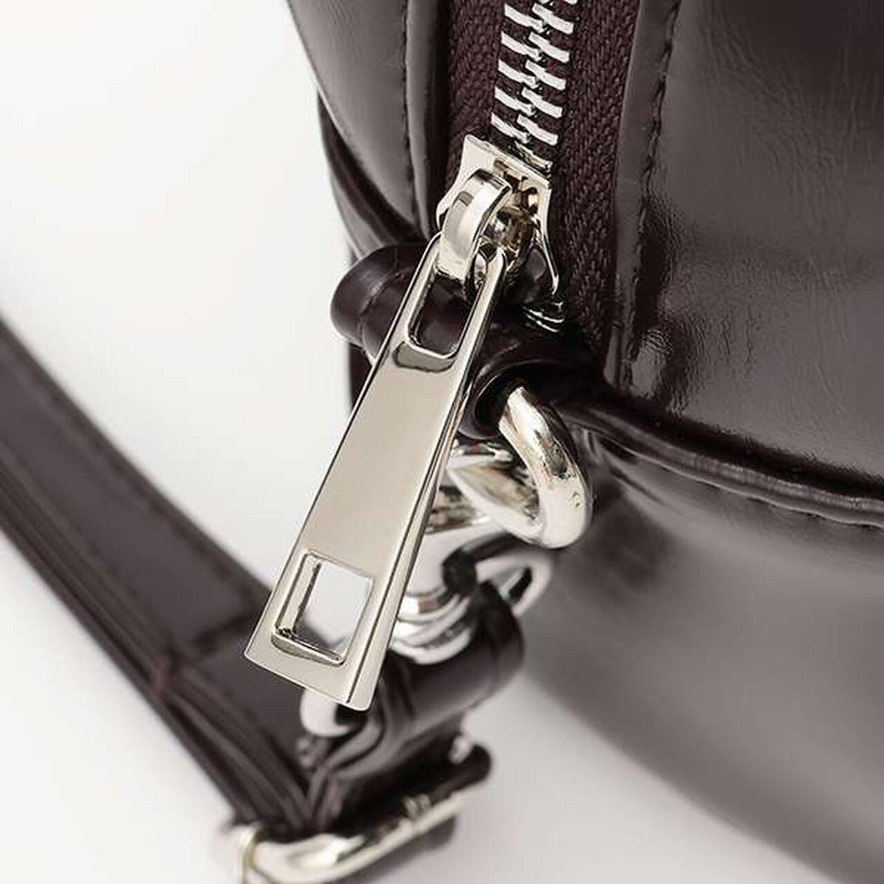 Logo Charm Double Pocket Boston Bag,Ivory, large image number 6