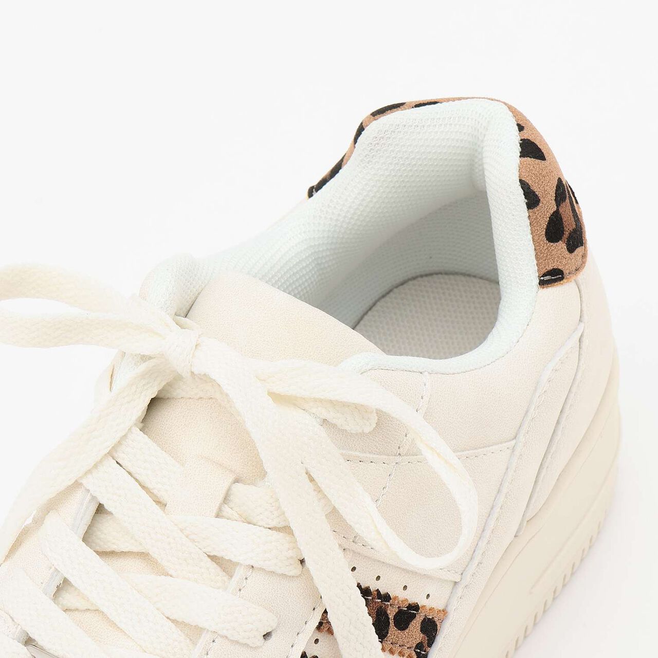 [LTXC] Lightweight Waterproof Line Coat Sneakers,Brown, large image number 3