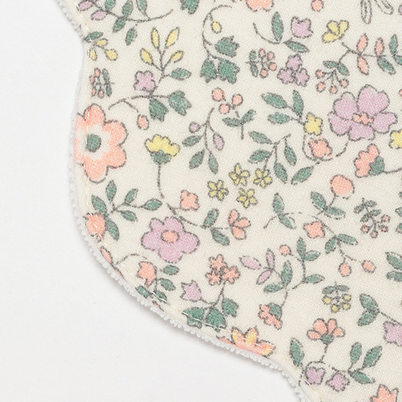 Floral Pattern Scallop Trim Bib,Light pink, large image number 6