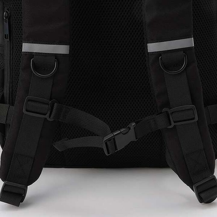 Round Pouch Backpack,Black, medium image number 12