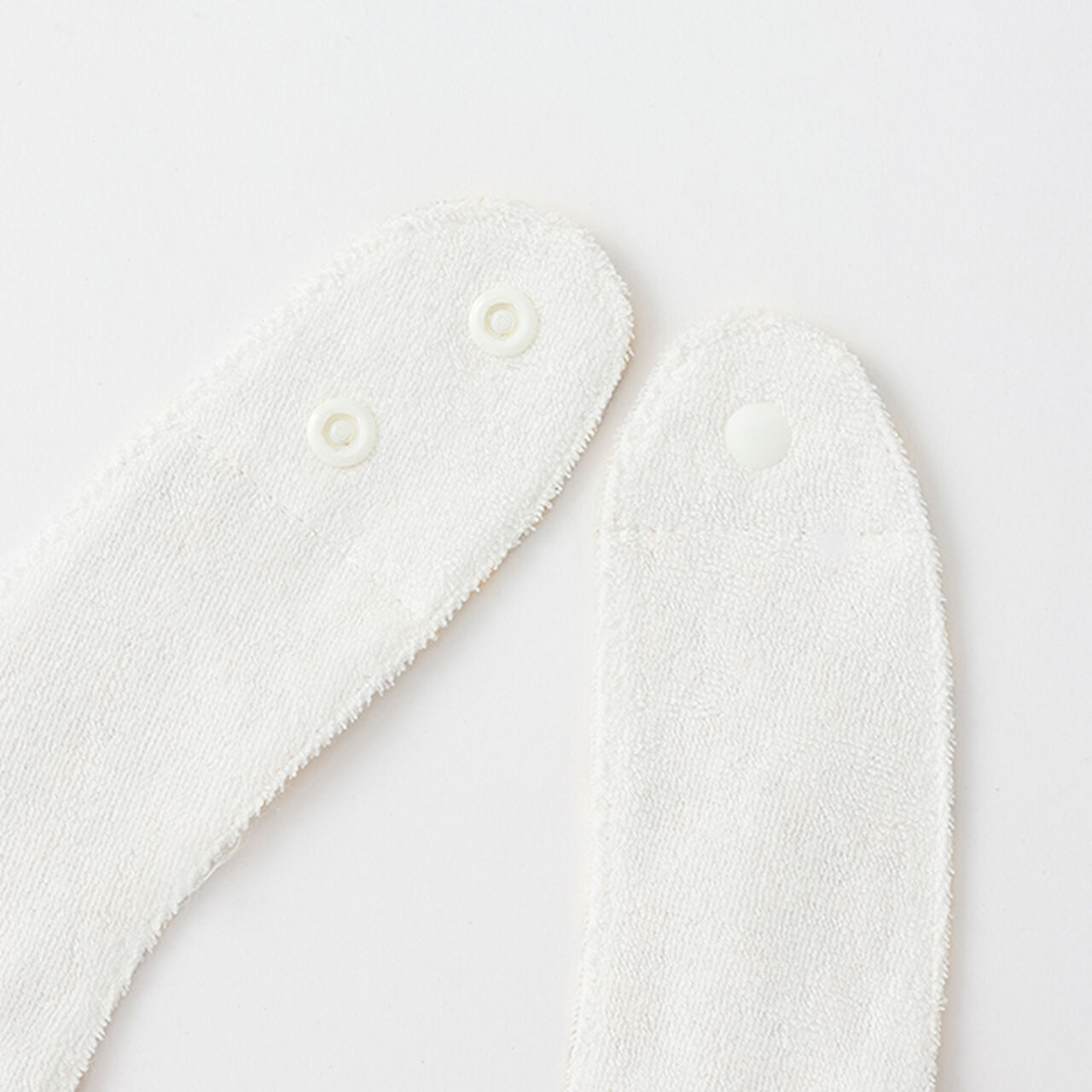 Korobokkuru Bib & Rattle Set with Pouch,Multi color, large image number 7