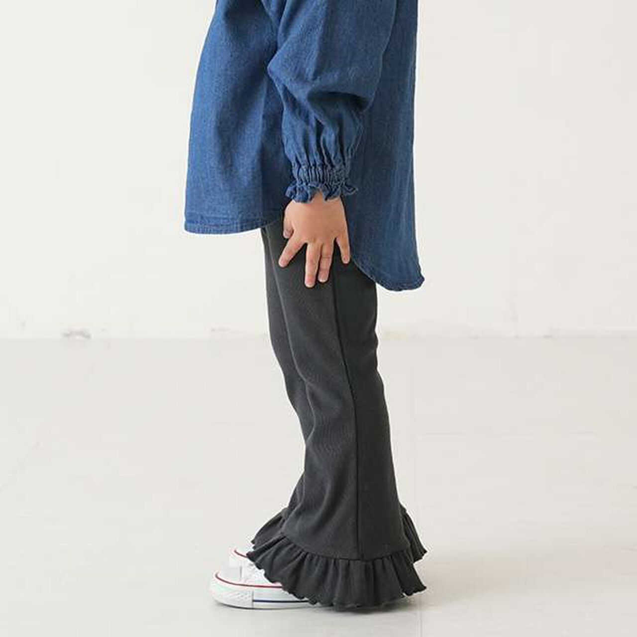 Anti-Stain Hem Frill Ribbed Pants,Charcoal gray, large image number 1