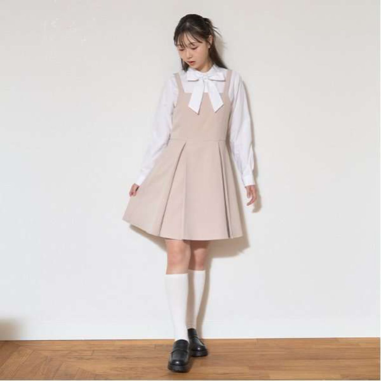 [Graduation Attire] Tuck Flare Jumper Skirt,Light beige, large image number 5