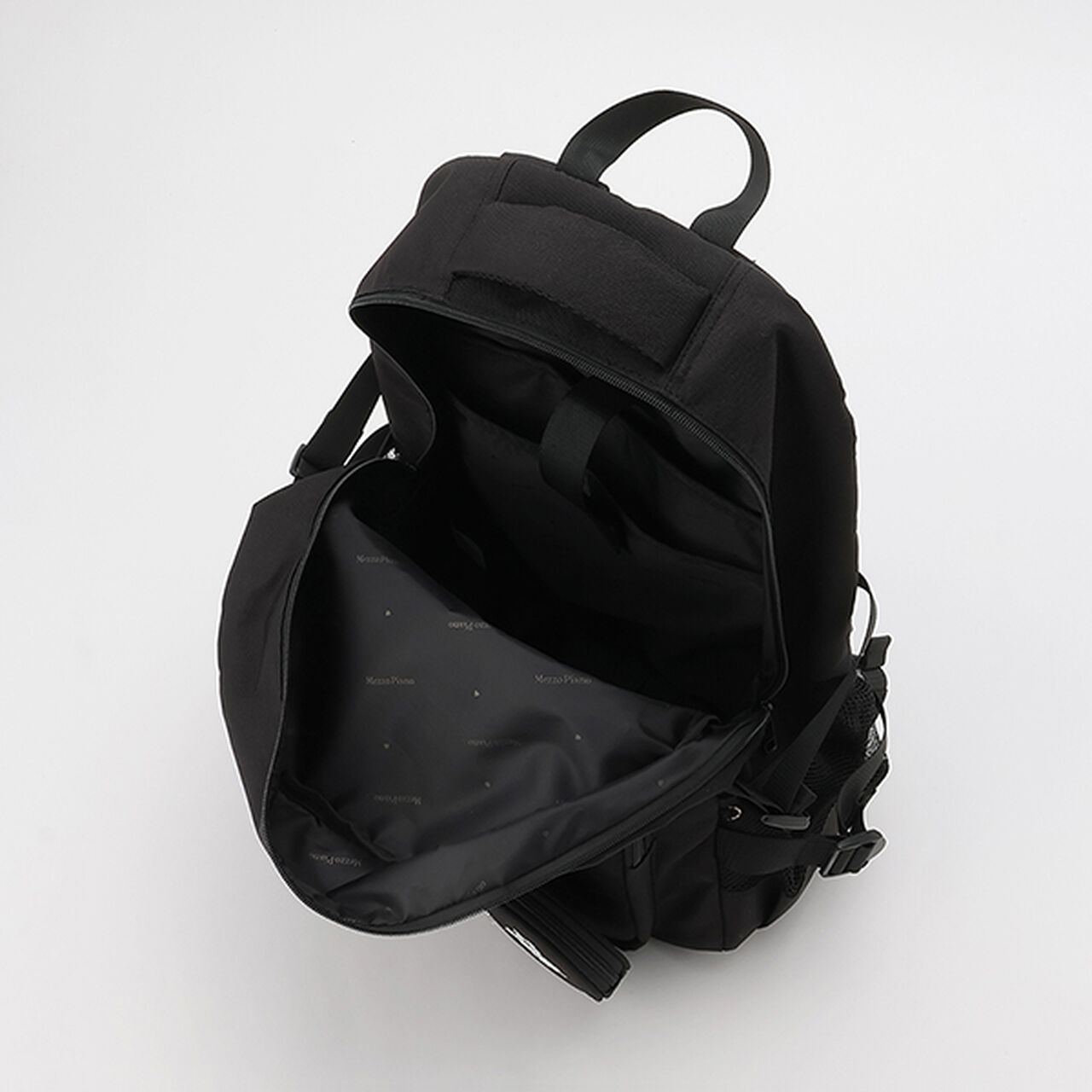 Round Pouch Backpack,Black, large image number 6